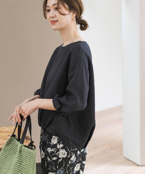 URBAN RESEARCH DOORS（アーバンリサーチドアーズ）の「リネンフロントギャザープルオーバー（シャツ/ブラウス・レディース・ネイビー/ライトグレー/ライトブルー・FREE）」の22枚目の写真