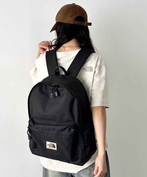 THE NORTH FACE(ザノースフェイス)の「【国内未発売】THE NORTH FACE(ザ・ノースフェイス)/PC・A4収納可能 軽量 通勤通学 リュック バックパック/STANDARD DAYPACK(バックパック/リュック・レディース・ブラック/クリーム/カーキ・FREE)」の4枚目の写真