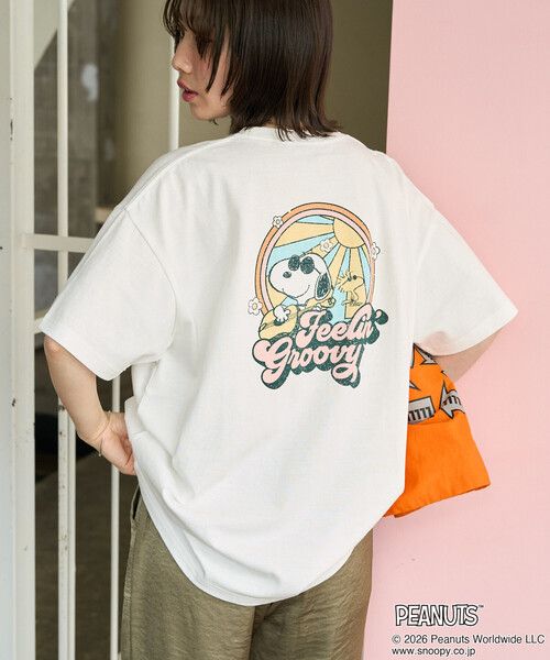 FREAK'S STORE（フリークスストア）の「限定展開　別注/SNOOPY/スヌーピー ポッププリント 半袖 Tシャツ（Tシャツ/カットソー・レディース・ブラック/グレー/オフホワイト・ﾌﾘ-）」の4枚目の写真