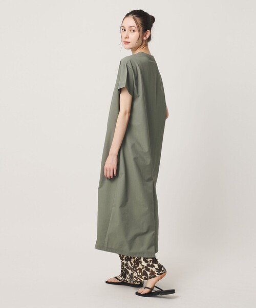 THOUSAND MILE（サウザンドマイル）の「【別注】＜THOUSAND MILE＞ショートスリーブワンピース UVカット 吸汗速乾（ワンピース・レディース・ケリーグリーン/ブラック・FREE）」の5枚目の写真