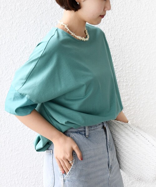 SHIPS(シップス)の「《一部追加》〈接触冷感 / 手洗い可能〉裾 バルーン シアー ドッキング プルオーバー(Tシャツ/カットソー・レディース・オフホワイト/ネイビー/グリーン/ダークグレー・ONE SIZE)」の11枚目の写真
