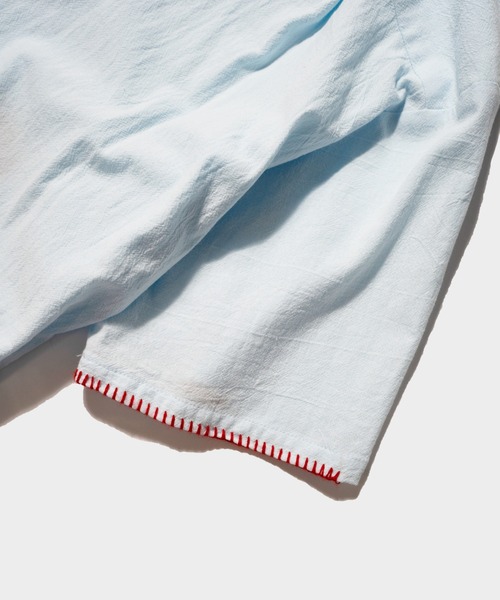CAMPHOR WOOD(カンファーウッド)の「FLOWER EMBROIDERY SAGARA H/S SHIRT / フラワーサガラ刺繍ブランケットステッチシャツ(シャツ/ブラウス・メンズ・ブラウン系/サックスブルー/ホワイト・SMALL/MEDIUM/LARGE)」の15枚目の写真