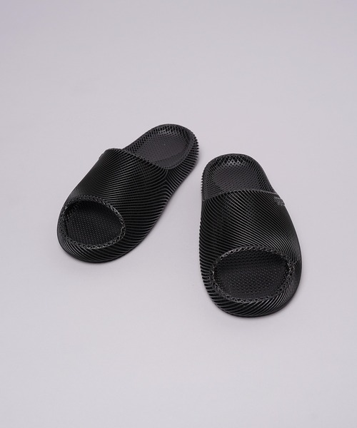MAISON SPECIAL(メゾンスペシャル)の「《UNISEX》【STARAY】WAVE 3D REBOOT CHILL Sandal/ウェーブ3Dリブートチルサンダル【MAISON SPECIAL/メゾンスペシャル】(サンダル・メンズ・ブラック/シルバー・43/42/41/40)」の6枚目の写真