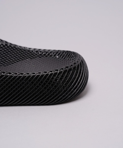 MAISON SPECIAL(メゾンスペシャル)の「《UNISEX》【STARAY】WAVE 3D REBOOT CHILL Sandal/ウェーブ3Dリブートチルサンダル【MAISON SPECIAL/メゾンスペシャル】(サンダル・メンズ・ブラック/シルバー・43/42/41/40)」の9枚目の写真