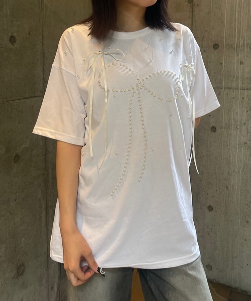 ROGER AND RAW(ロジャーアンドロウ)の「パール×リボン モチーフTシャツ(Tシャツ/カットソー・レディース・ホワイト/ブラック/ピンク・FREE)」の7枚目の写真