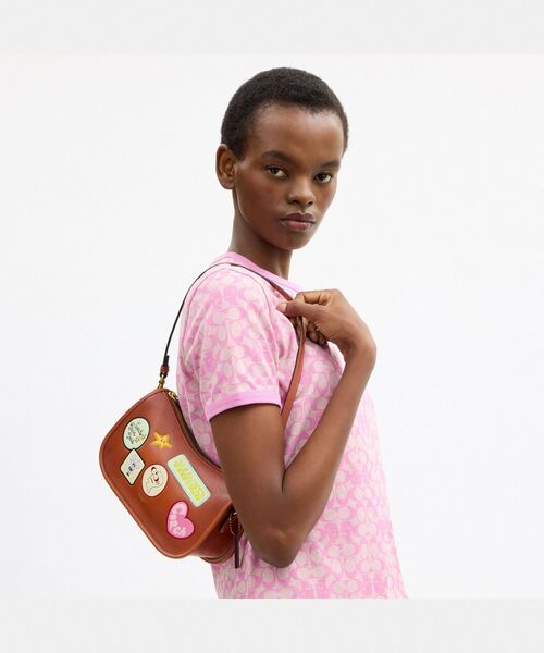 COACH(コーチ)の「【COACH | BRAIN DEAD】ウェイバリー バッグ・パッチ(ショルダーバッグ・レディース・ブラウン系その他・ONE)」の3枚目の写真