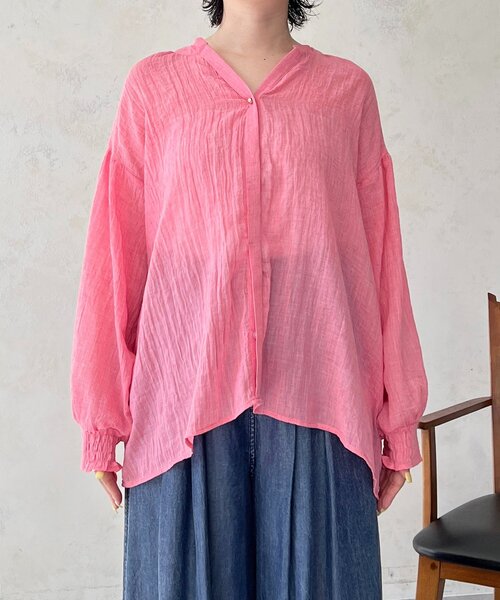 un dix cors(アンディコール)の「Vネックワンボタンシャツ(シャツ/ブラウス・レディース・ブルー/レッド/イエロー/アイボリー・FREE)」の8枚目の写真