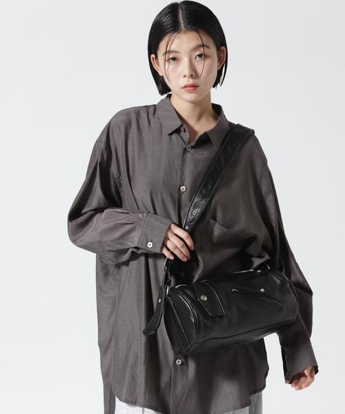 beautiful people(ビューティフルピープル)の「beautiful people/ビューティフルピープル/excerption riders cylinder bag(ショルダーバッグ・レディース・ブラック・F)」の1枚目の写真