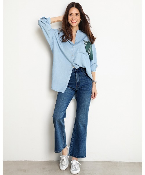 DoCLASSE( ドゥクラッセ)の「エアフレックスデニム・フレア(その他パンツ・レディース・ライトインディゴブルー/インディゴブルー・11/9)」の1枚目の写真
