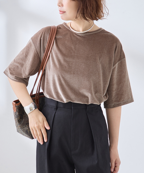 journal standard L'essage(ジャーナルスタンダードレサージュ)の「《追加/接触冷感》クールタッチベロアTシャツ(Tシャツ/カットソー・レディース・アイボリー/ネイビー/ブラウン・FREE)」の21枚目の写真