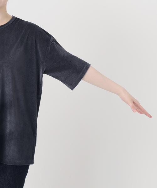 journal standard L'essage(ジャーナルスタンダードレサージュ)の「《追加/接触冷感》クールタッチベロアTシャツ(Tシャツ/カットソー・レディース・アイボリー/ネイビー/ブラウン・FREE)」の6枚目の写真
