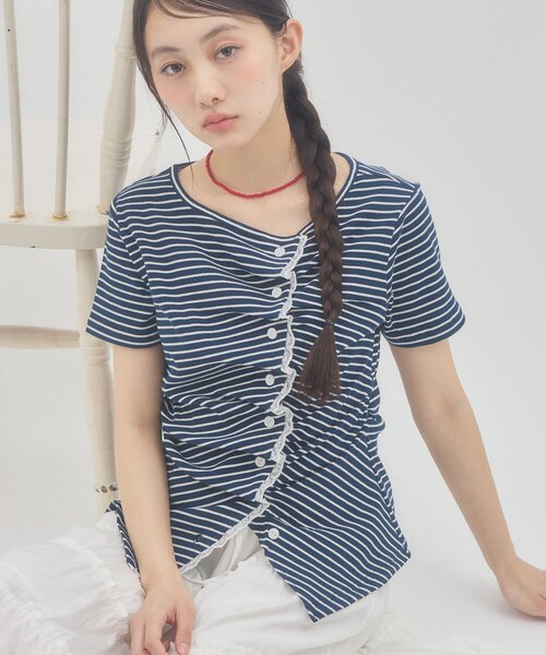 DISCOAT(ディスコート)の「【umm.】レースレイヤードドレープ半袖プルオーバー(Tシャツ/カットソー・レディース・アイボリー/ミント/サックスブルー/ライトグレー/ブルー系その他/ネイビー/ホワイト系その他/ブラウン・FREE)」の8枚目の写真