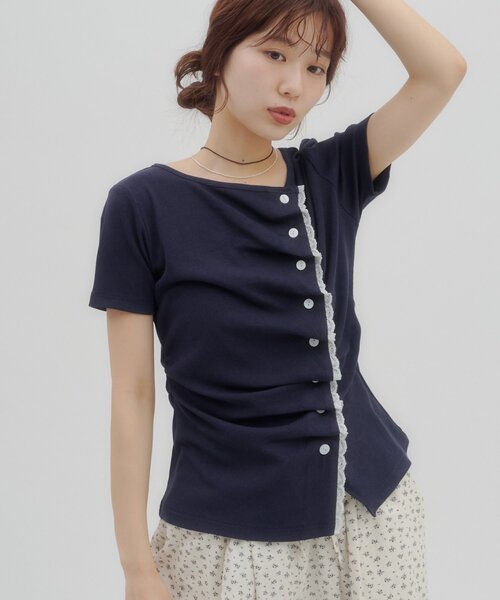 DISCOAT(ディスコート)の「【umm.】レースレイヤードドレープ半袖プルオーバー(Tシャツ/カットソー・レディース・アイボリー/ミント/サックスブルー/ライトグレー/ブルー系その他/ネイビー/ホワイト系その他/ブラウン・FREE)」の6枚目の写真
