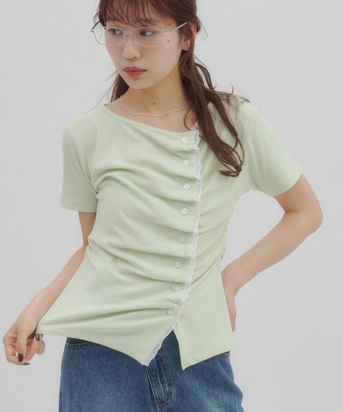 DISCOAT(ディスコート)の「【umm.】レースレイヤードドレープ半袖プルオーバー(Tシャツ/カットソー・レディース・アイボリー/ミント/サックスブルー/ライトグレー/ブルー系その他/ネイビー/ホワイト系その他/ブラウン・FREE)」の5枚目の写真