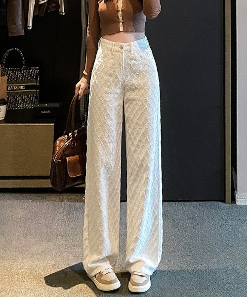 REBALANCE(リバランス)の「デザインホワイトデニム(デニムパンツ・レディース・A・SMALL)」の1枚目の写真