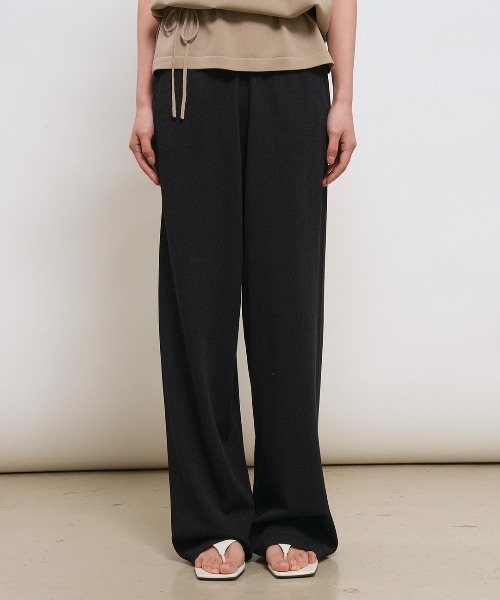 GENERAL IDEA(ジェネラルアイデア)の「【GENERAL IDEA】COOLセミワイドニットパンツ / COOL SEMI-WIDE KNIT PANTS(スウェットパンツ・レディース・アイボリー/ブラック・L/M/S)」の10枚目の写真