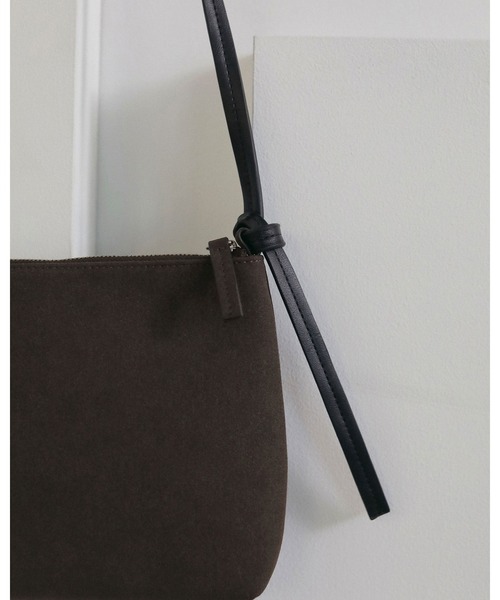 anuke（アンヌーク）の「Ecoleather Hand Bag（ハンドバッグ・レディース・ブラウン/ブラック・FREE）」の11枚目の写真