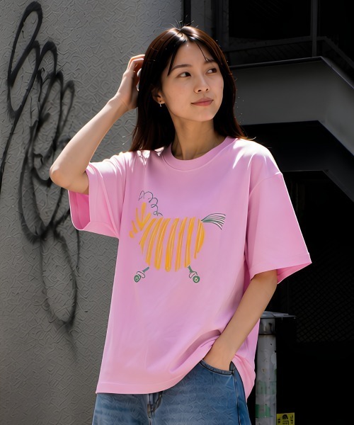 center i（センターアイ）の「アニマルプリント半袖Tシャツ（Tシャツ/カットソー・レディース・ベージュ/ピンク/グレー/ホワイト/ブラック・FREE）」の5枚目の写真