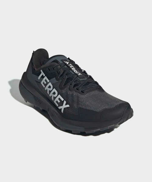 adidas（アディダス）の「テレックス アグラヴィック スピード トレイルランニング / Terrex Agravic Speed Trail Running / アディダス adidas（スニーカー・メンズ・ブラック系その他・24.0cm/24.5cm/25.0cm/25.5cm/26.0cm/26.5cm/27.0cm/27.5cm/28.0cm/28.5cm/29.0cm）」の4枚目の写真