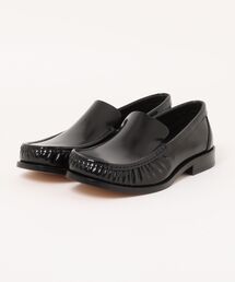 A.P.C.（アーペーセー）の「MOCASSIN ROMEO（モカシン/デッキシューズ）」