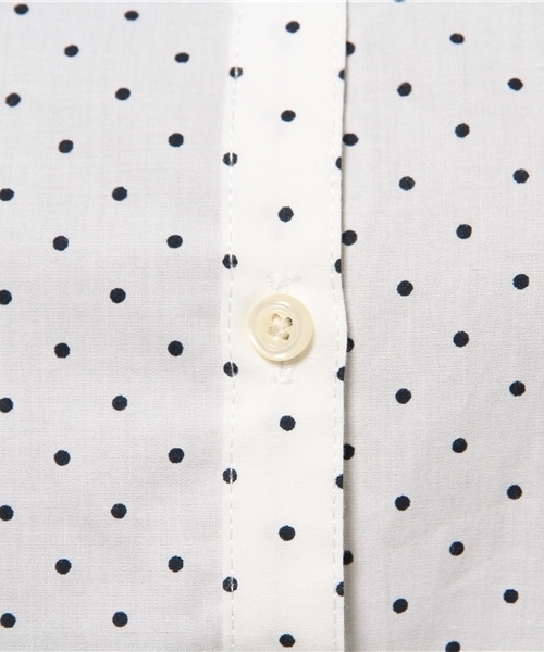 earth music&ecology(アースミュージックアンドエコロジー)の「【2016Spring】《シャキシャキシャツ!》ドット(シャツ/ブラウス・レディース・オフホワイト/ネイビー・SMALL/MEDIUM)」の11枚目の写真