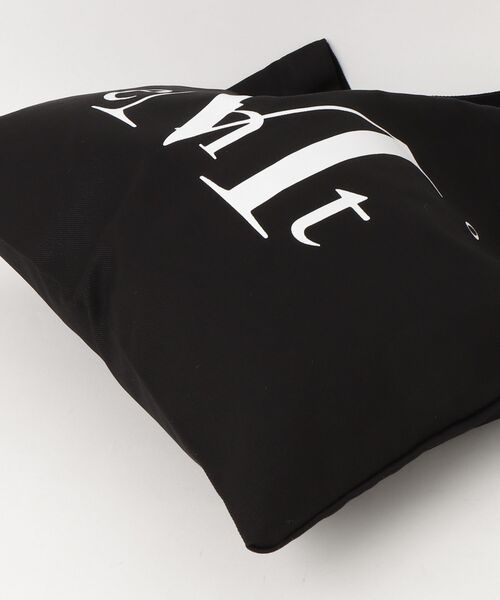 MUCENT(ムセント)の「A'GEM/9 × .kom 『MUCENT/ムセント』 TEEN SIGNATURE LOGO ECO BAG/TEEN シグニチャーロゴエコバッグ(エコバッグ/サブバッグ・レディース・ブラック・FREE)」の6枚目の写真