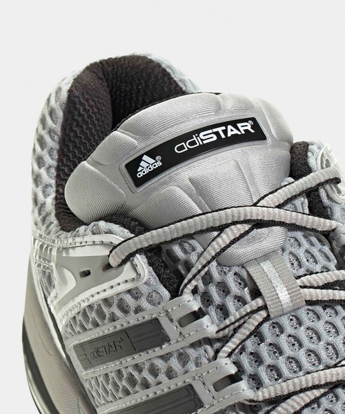 Chick(チック)の「adidas/アディダス ADISTAR CONTROL 5 アディスター コントロール 5 レギュラーフィット スニーカー メンズ レディース ユニセックス秋 秋服 2026年秋冬(スニーカー・メンズ・グレー/ブラック・27/26.5/27.5/28)」の4枚目の写真