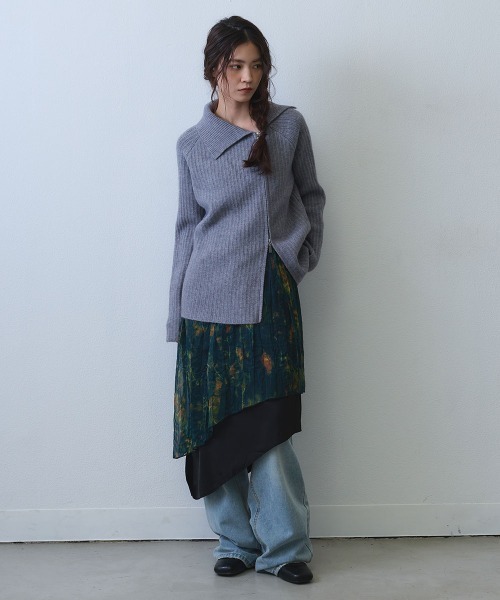 Clum(クルム)の「layered asymmetric print skirt / レイヤードアシンメトリープリントスカート(スカート・レディース・ブラック・FREE)」の6枚目の写真