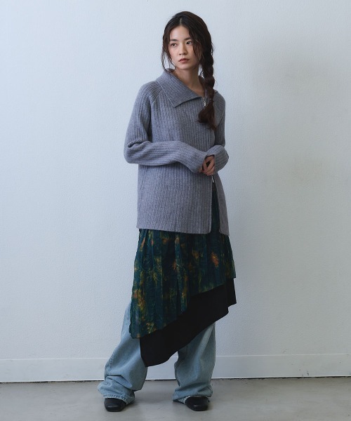 Clum(クルム)の「layered asymmetric print skirt / レイヤードアシンメトリープリントスカート(スカート・レディース・ブラック・FREE)」の12枚目の写真