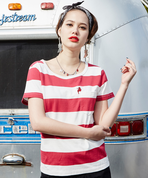 HYSTERIC GLAMOUR(ヒステリックグラマー)の「DEVIL WOMAN刺繍 ポケ付T-SH(Tシャツ/カットソー・レディース・ピンク/グレー/ブラック・FREE)」の3枚目の写真