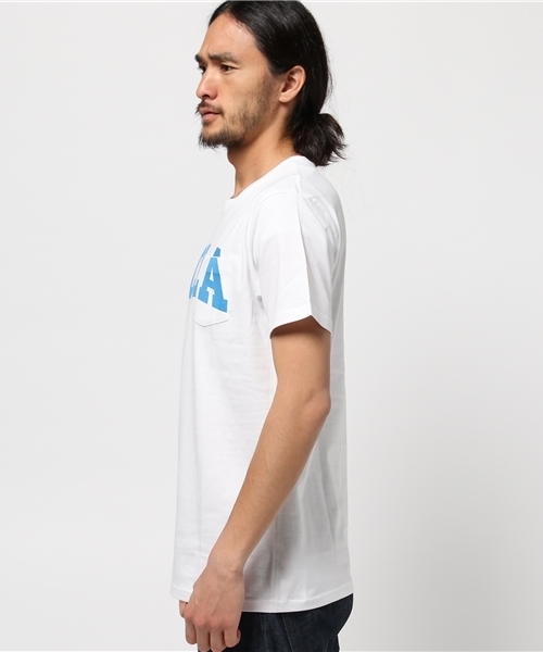 HVC(エイチブイシー)の「HVC / プリントTシャツ(UCLA) (Tシャツ/カットソー・メンズ・ダークグリーン/グレー/ホワイト/グリーン・L/M)」の5枚目の写真