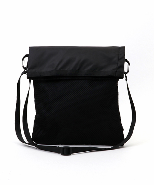 WEGO（ウィゴー）の「WEGO/口折れサコッシュ（ショルダーバッグ・メンズ・ブラック/ホワイト・FREE）」の12枚目の写真