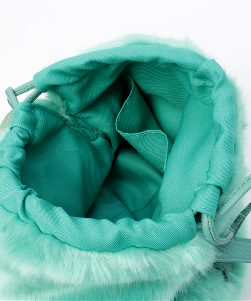 RODEO CROWNS WIDE BOWL（ロデオクラウンズワイドボウル）の「ポンポンファー ミニ ショルダー（ショルダーバッグ・レディース・ベージュ/オレンジ/カモフラージュ/イエロー/グリーン/ピンク/ベージュ系その他/ホワイト系その他/ブラック/ブルー・FREE）」の20枚目の写真