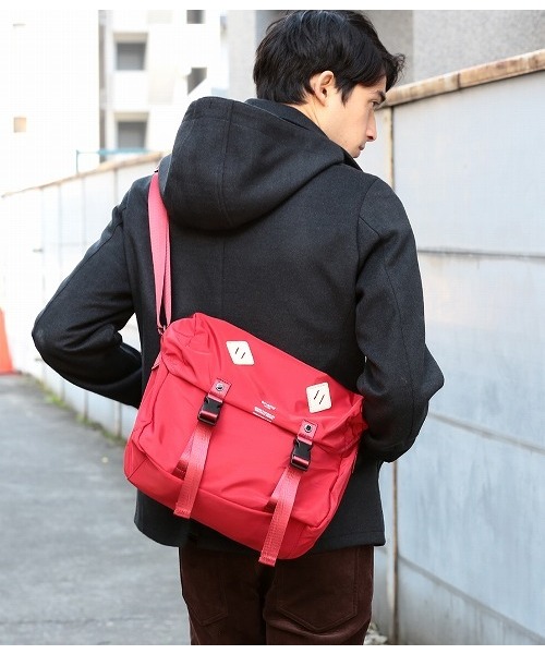 Junred ジュンレッド の Anello アネロ ナイロンメッセンジャーバッグ メッセンジャーバッグ Wear
