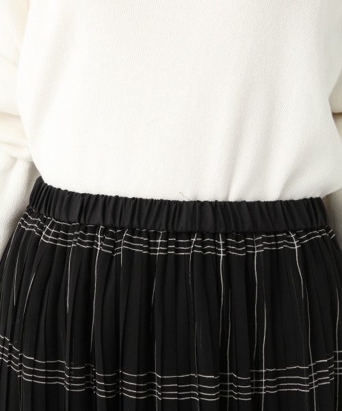 A part by(アパートバイ)の「チェックプリーツマキシスカート 747297 (スカート・レディース・ブラック/ホワイト・FREE)」の6枚目の写真