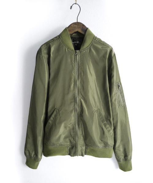 MONO-MART（モノマート）の「MA-1/フライトジャケット（MA-1・メンズ・カーキ/ブラック・L/M/XL）」の7枚目の写真