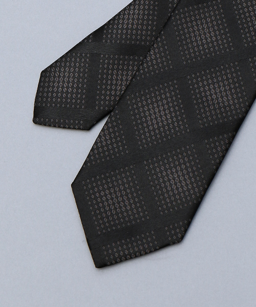 5351 POUR LES HOMMES（ゴーサンゴーイチプールオム）の「シルクジャガードスクエアネクタイ（ネクタイ・メンズ・シルバー/ブラック/ワインレッド・FREE）」の5枚目の写真