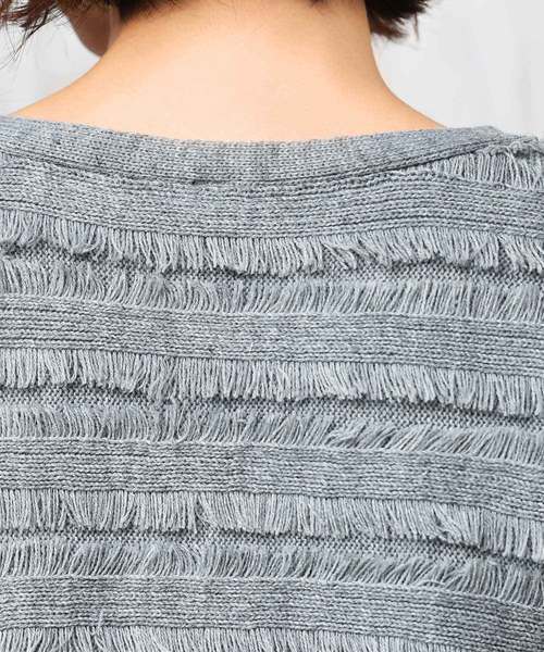 Luz Llena（ラズレナ）の「フリンジボーダーニットトップス（ニット/セーター・レディース・オフホワイト/杢グレー/パープル・MEDIUM）」の10枚目の写真