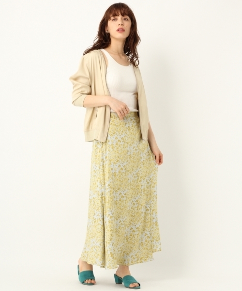 A part by（アパートバイ）の「TR/YZIPブルゾン 789399（ブルゾン・レディース・ネイビー/ベージュ/カーキ・LARGE/MEDIUM）」の5枚目の写真