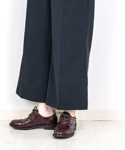 TODAY'S（トゥデイズ）の「TODAY'S トゥデイズ  3ホールウイングチップメダリオンオックスフォードシューズ（ドレスシューズ・レディース・ブラック/チョコ/キャメル・23.5cm）」の3枚目の写真