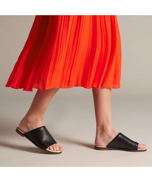 Clarks(クラークス)の「Bay Petal / ベイペタル (ブラックインタレスト)(サンダル・レディース・ブラック・4/6/3/5/5.5/4.5/3.5)」の7枚目の写真