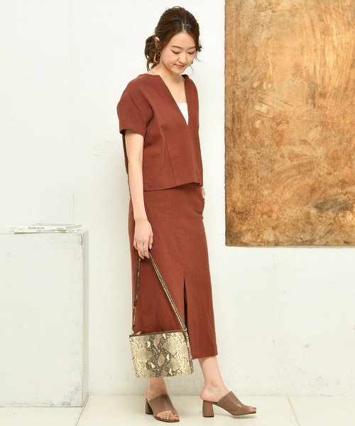 DouDou(ドゥドゥ)の「リネンタイトスカート(スカート・レディース・ベージュ/レッド・36/38)」の4枚目の写真