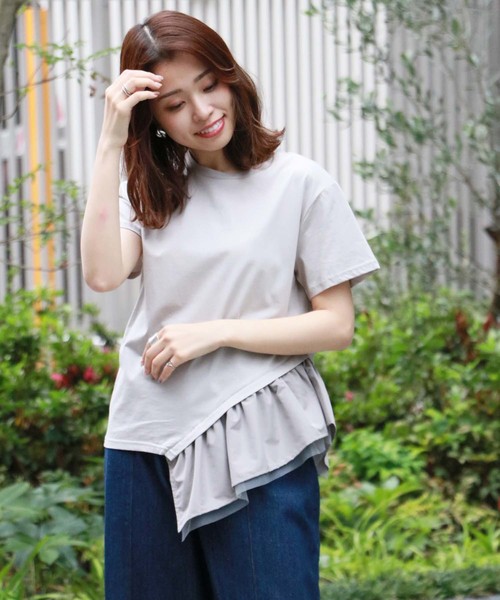HER CLOSET（ハークローゼット）の「【HERCLOSET】アシメフリルTシャツ（Tシャツ/カットソー・レディース・ホワイト/ブラック/ネイビー/グレー/カーキ/キャメル・M）」の4枚目の写真