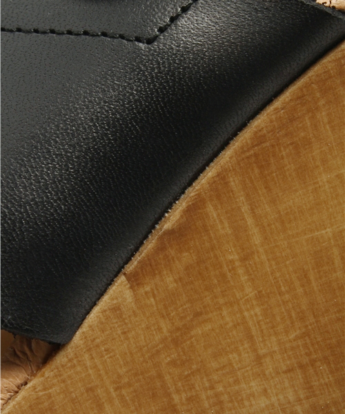 Khaju(カージュ)の「BIANCA:クロスサンダル(サンダル・レディース・ブラック/キャメル・35/38/36/37)」の11枚目の写真