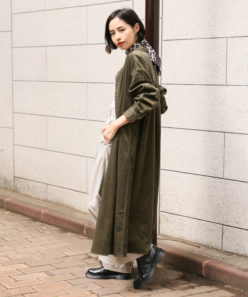 LOWRYS FARM（ローリーズファーム）の「コーデュロイシャツワンピース　848420（ワンピース・レディース・ベージュ/カーキ/アイボリー・FREE）」の8枚目の写真