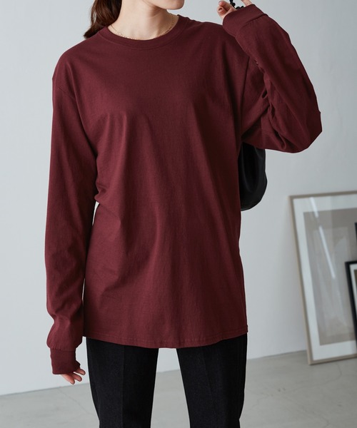 FRUIT OF THE LOOM（フルーツオブザルーム）の「【FRUIT OF THE LOOM フルーツオブザルーム】レディース オーバーサイズ クルーネック 長袖 Tシャツ（Tシャツ/カットソー・レディース・ホワイト/ブラック/チャコール/ブラウン系その他/ナチュラル/パープル/マルーン/ヘザーグレー/ネイビー・S/M/L）」の9枚目の写真