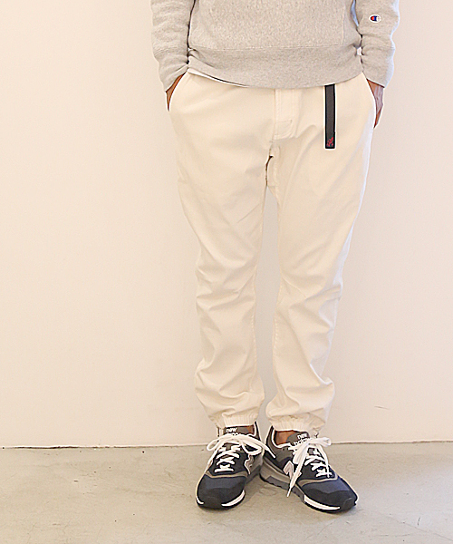 And A（アンドエー）の「イージーストレッチテイパード (GRAMICCI)（その他パンツ・メンズ・オフホワイト/ブラック/カーキ/ネイビー・MEDIUM/LARGE/SMALL）」の18枚目の写真