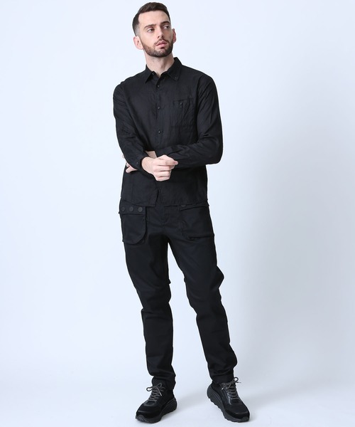 WHITE MOUNTAINEERING（ホワイトマウンテニアリング）の「【White Mountaineering】ラインロングスリーブシャツ/WR1971102（シャツ/ブラウス・メンズ・ブラック/ネイビー・1/0/2/3）」の9枚目の写真