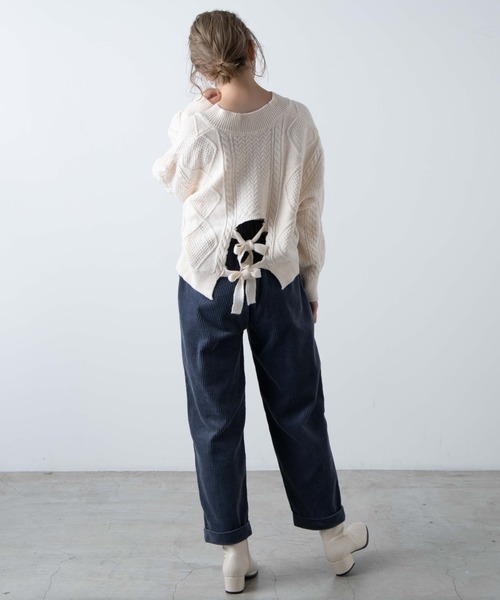 WEGO（ウィゴー）の「WEGO/バックリボンVネックセーター（ニット/セーター・レディース・ブラック/カーキ/アイボリー・FREE）」の4枚目の写真