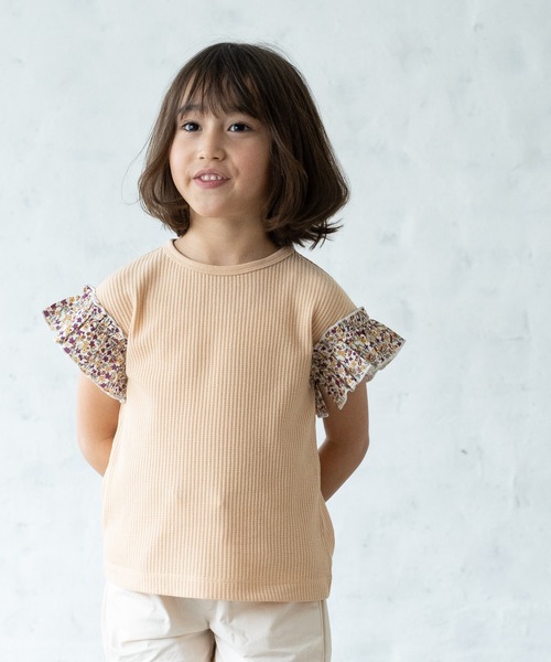 pairmanon(ペアマノン)の「【ふんわりワッフル】【かぞくおそろい】袖フリル半袖Tシャツ(Tシャツ/カットソー・キッズ・グリーン系その他/パープル系その他/ライトイエロー/ホワイト系その他3/ベージュ系その他5/グリーン系その他4/ブラック系その他/その他1/イエロー系その他/ピンク系その他/ブルー系その他/イエロー系その他2/その他/ベージュ系その他7/グレー系その他5/ホワイト系その他2/ブラック系その他4/イエロー/ホワイト系その他・90/100/110/120/130/140/150)」の17枚目の写真